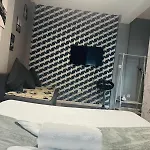 Super Family Flat Edgware Road